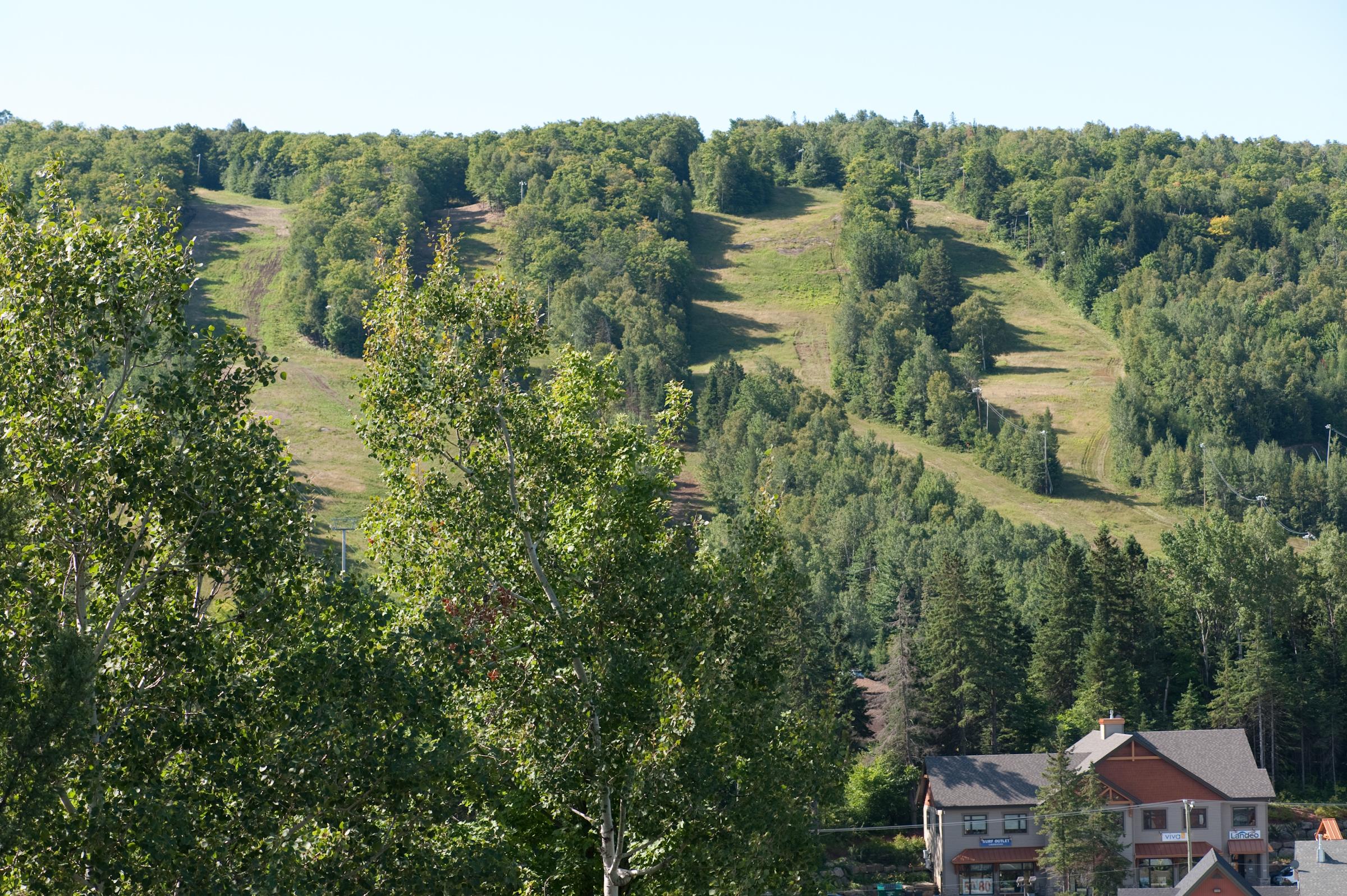 호텔 생소베르  Saint-Sauveur-des-Monts 외부 사진